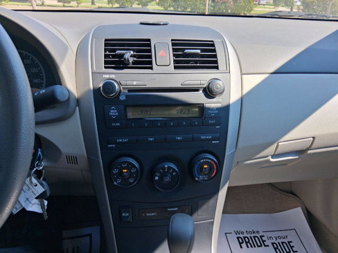 Used 2010 Toyota Corolla LE image 18