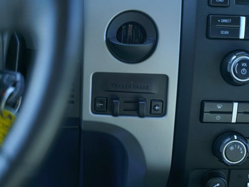 Used 2012 Ford F150 XLT w/ XLT Chrome Pkg image 18