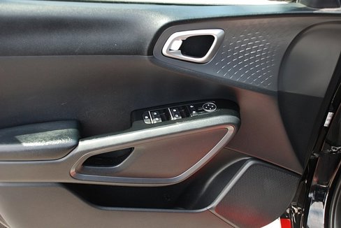 Used 2020 Kia Soul GT-Line w/ GT 2.0L Power Sunroof Package image 9