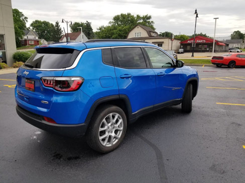 Certified 2022 Jeep Compass Latitude image 6