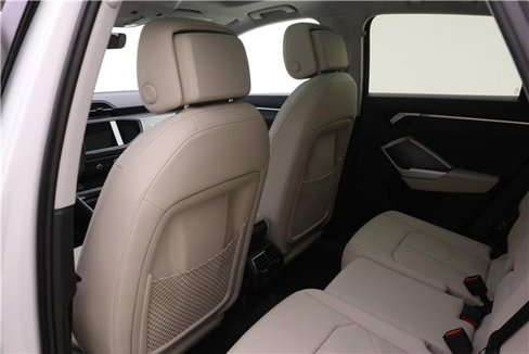 Used 2025 Audi Q3 2.0T Premium w/ Convenience Package image 12