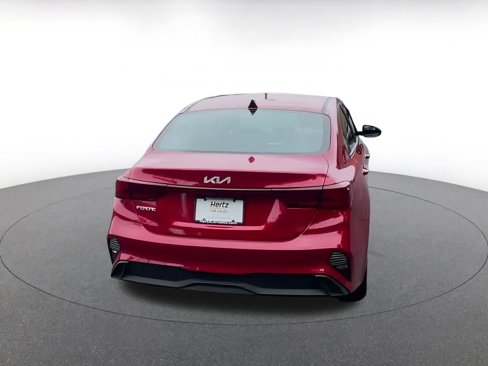 Used 2024 Kia Forte LXS image 9