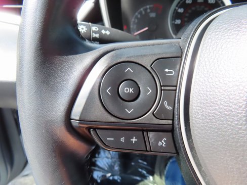 Used 2021 Toyota Corolla SE image 18