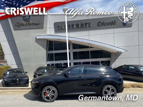 New 2025 Alfa Romeo Tonale w/ Premium Package image 8