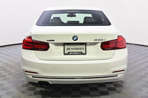 Used 2018 BMW 330i xDrive Sedan w/ Convenience Package image 5