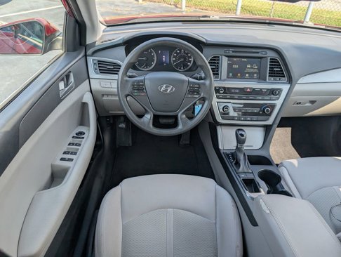 Used 2016 Hyundai Sonata SE image 10