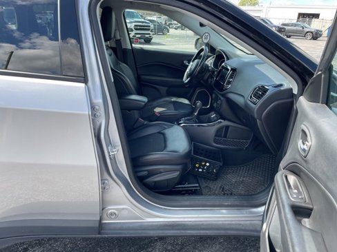 Used 2019 Jeep Compass Altitude image 18