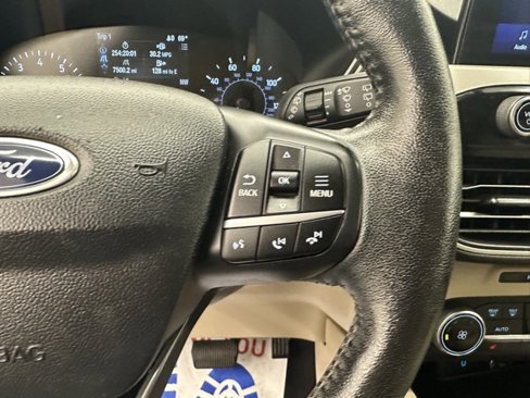 Used 2020 Ford Escape SEL image 32