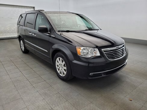 Used 2016 Chrysler Town & Country Touring w/ Driver Convenience Group image 13