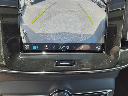 New 2025 Volvo XC40 B5 Core w/ Climate Package image 16