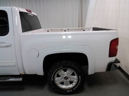 Used 2010 Chevrolet Silverado 1500 LT w/ Z71 Appearance Package image 10