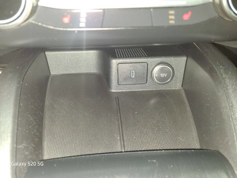 Used 2020 Ford Escape SE image 39