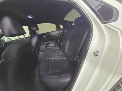 Used 2023 Kia Forte GT-Line w/ GT-Line Premium Package image 10
