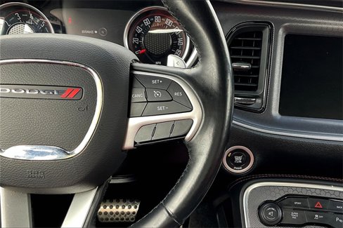 Used 2016 Dodge Challenger SXT Plus image 19