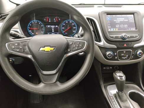 Used 2019 Chevrolet Equinox LS image 22