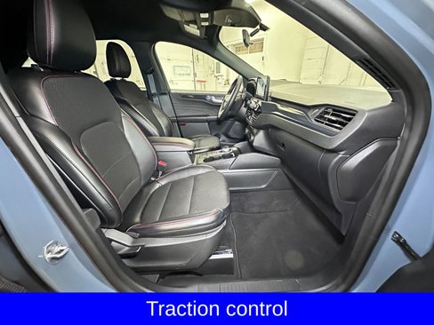 Certified 2025 Ford Escape ST-Line image 6