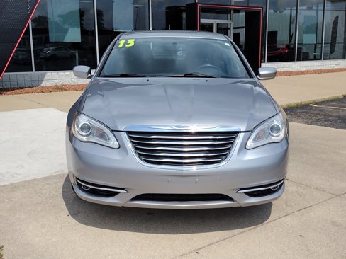 Used 2013 Chrysler 200 Touring image 9