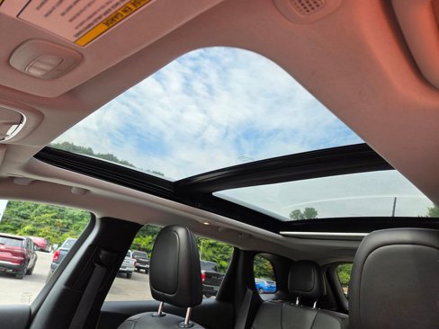 Used 2021 Jeep Cherokee Limited image 18