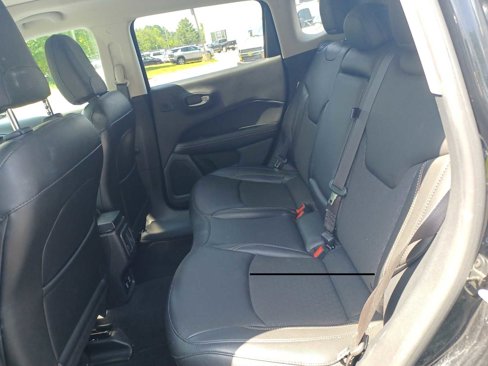 Used 2021 Jeep Compass Latitude w/ Sun and Sound Group image 16