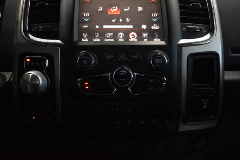 Used 2017 RAM 1500 Laramie image 22