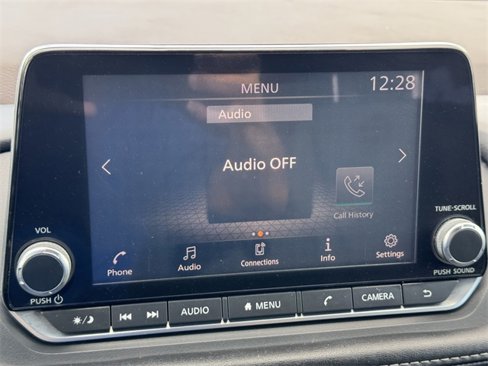 Used 2021 Nissan Rogue S image 13