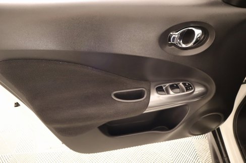 Used 2014 Nissan Juke S image 13