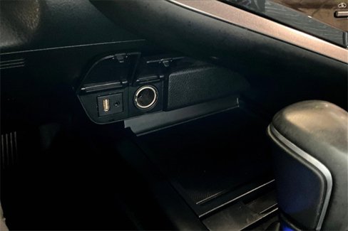 Used 2019 Toyota Camry SE image 25