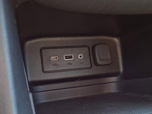 Used 2019 Chevrolet Equinox LT image 17