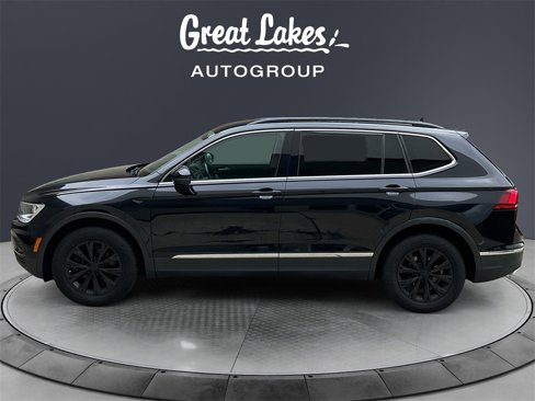 Used 2018 Volkswagen Tiguan SE image 2