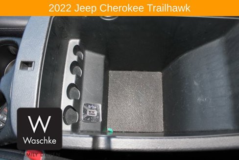 Used 2022 Jeep Cherokee Trailhawk w/ Comfort/Convenience Group image 36