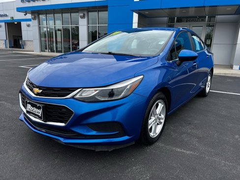 Used 2017 Chevrolet Cruze LT image 3