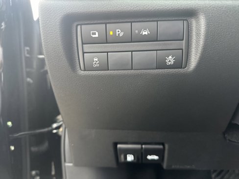 New 2025 Nissan Versa S image 16