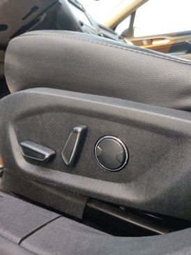 Used 2017 Ford Fusion SE w/ Fusion SE Technology Package image 15