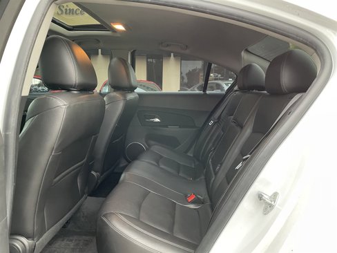 Used 2016 Chevrolet Cruze LT w/ Sun, Sound and Sport Package image 23