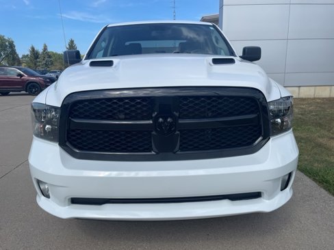 Used 2019 RAM 1500 Express w/ Wheel & Sound Group image 6