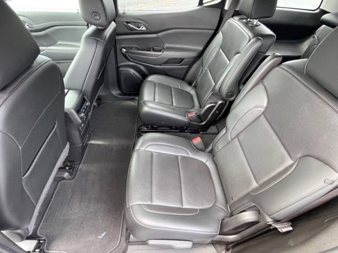 Used 2020 GMC Acadia SLT w/ Driver Alert Package II image 22