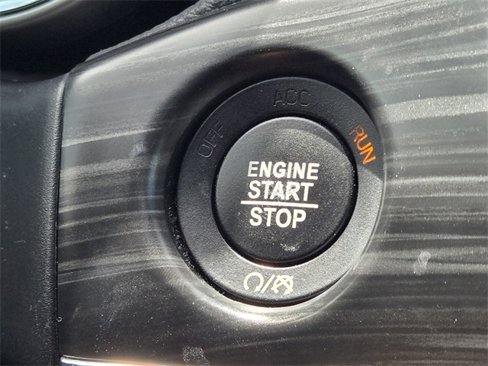 Used 2019 Jeep Grand Cherokee Limited w/ Luxury Group II image 29