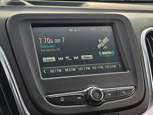 Used 2018 Chevrolet Equinox LT image 16
