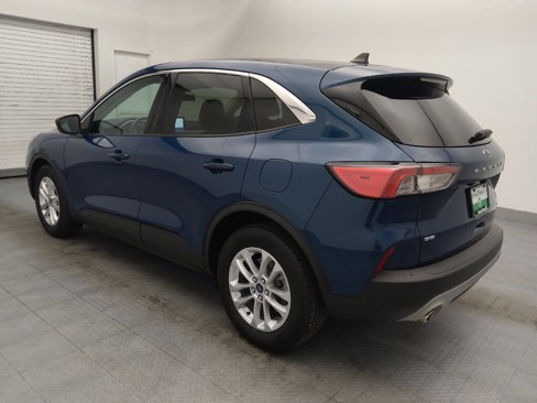 Used 2020 Ford Escape SE image 3