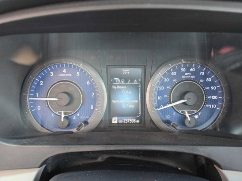 Used 2015 Toyota Sienna XLE Premium image 16