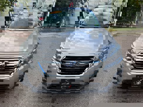 Used 2019 Subaru Outback 2.5i Premium image 3