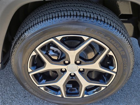 Certified 2024 Jeep Compass Limited image 10