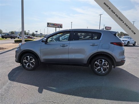Used 2022 Kia Sportage LX image 6