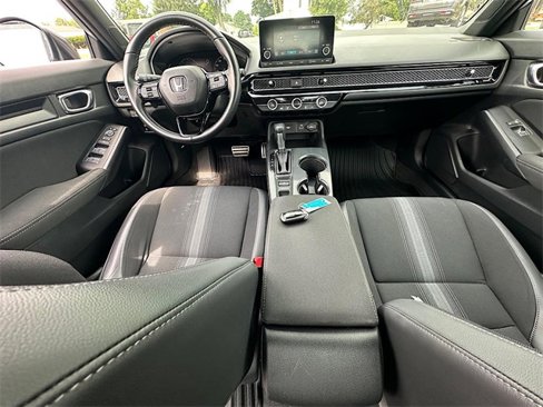 Used 2023 Honda Civic Sport image 16