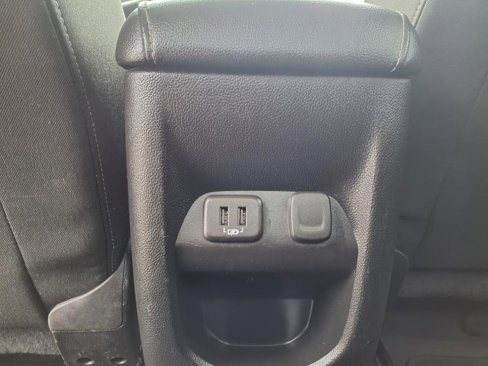 Used 2021 Chevrolet Colorado LT image 30