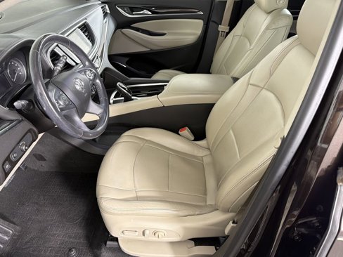 Used 2018 Buick Enclave Essence image 7