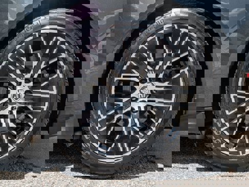 Certified 2022 Porsche Taycan image 19