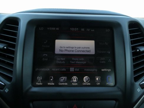 Used 2016 Jeep Cherokee Limited image 10