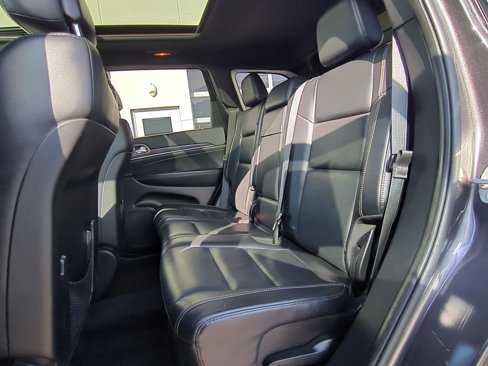 Used 2014 Jeep Grand Cherokee Limited w/ Luxury Group II image 32