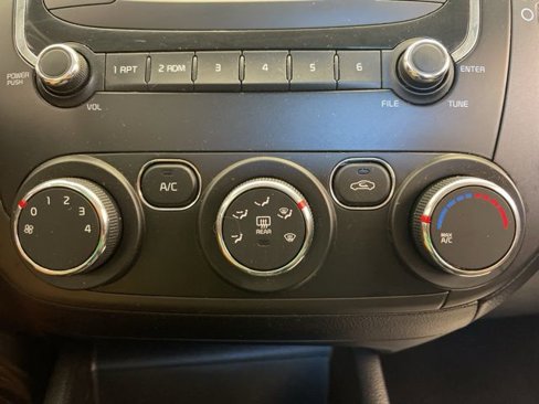 Used 2018 Kia Forte LX image 20